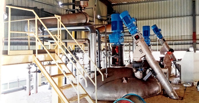 R series helical gear reducer - used on artificial board machinery